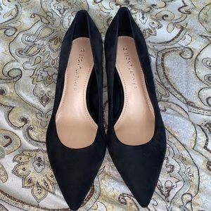 GIBSON*LATIMER BLACK SUEDE BLOCK HEELS